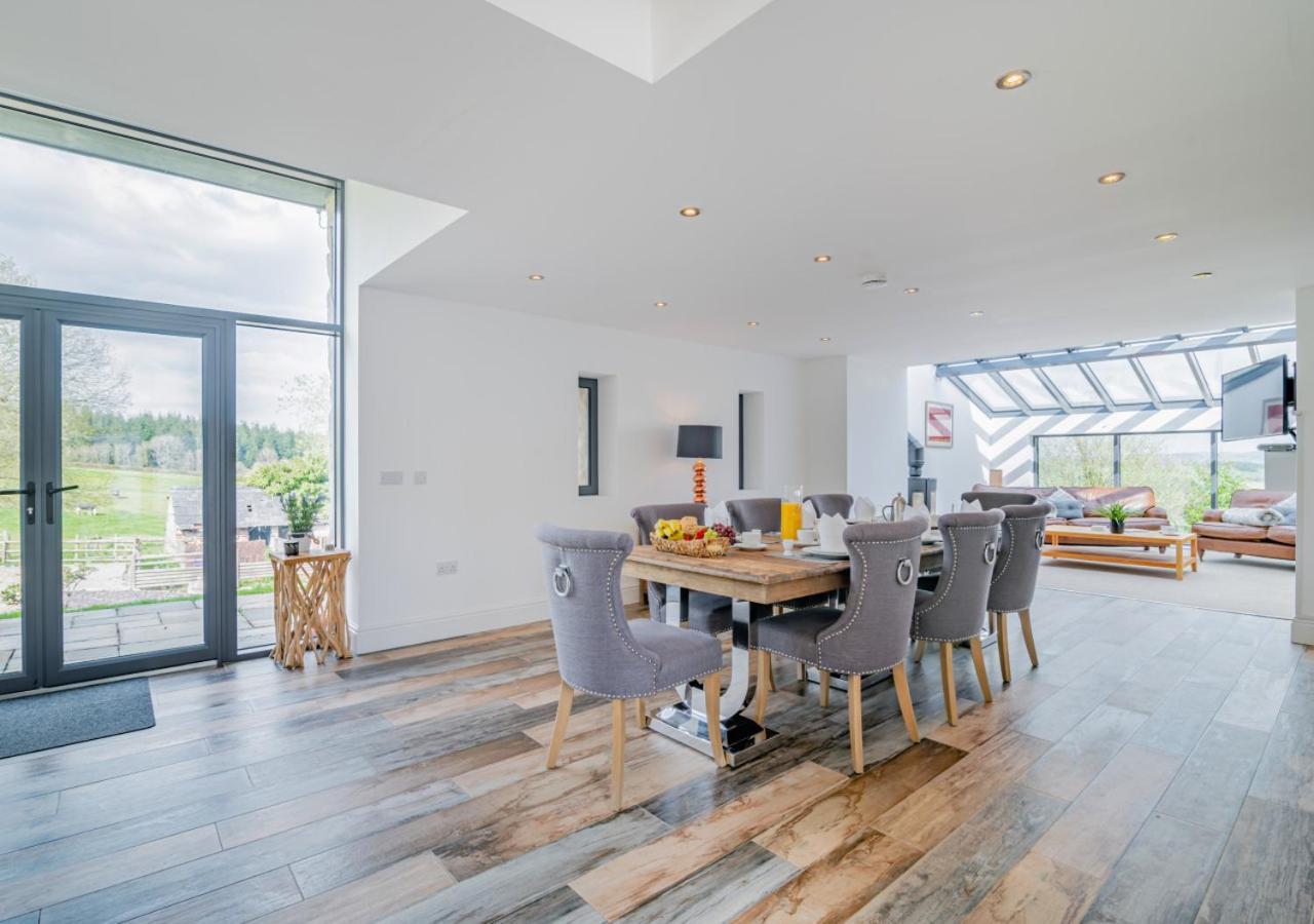 Usk Barn Apartment Llanbadoc ภายนอก รูปภาพ