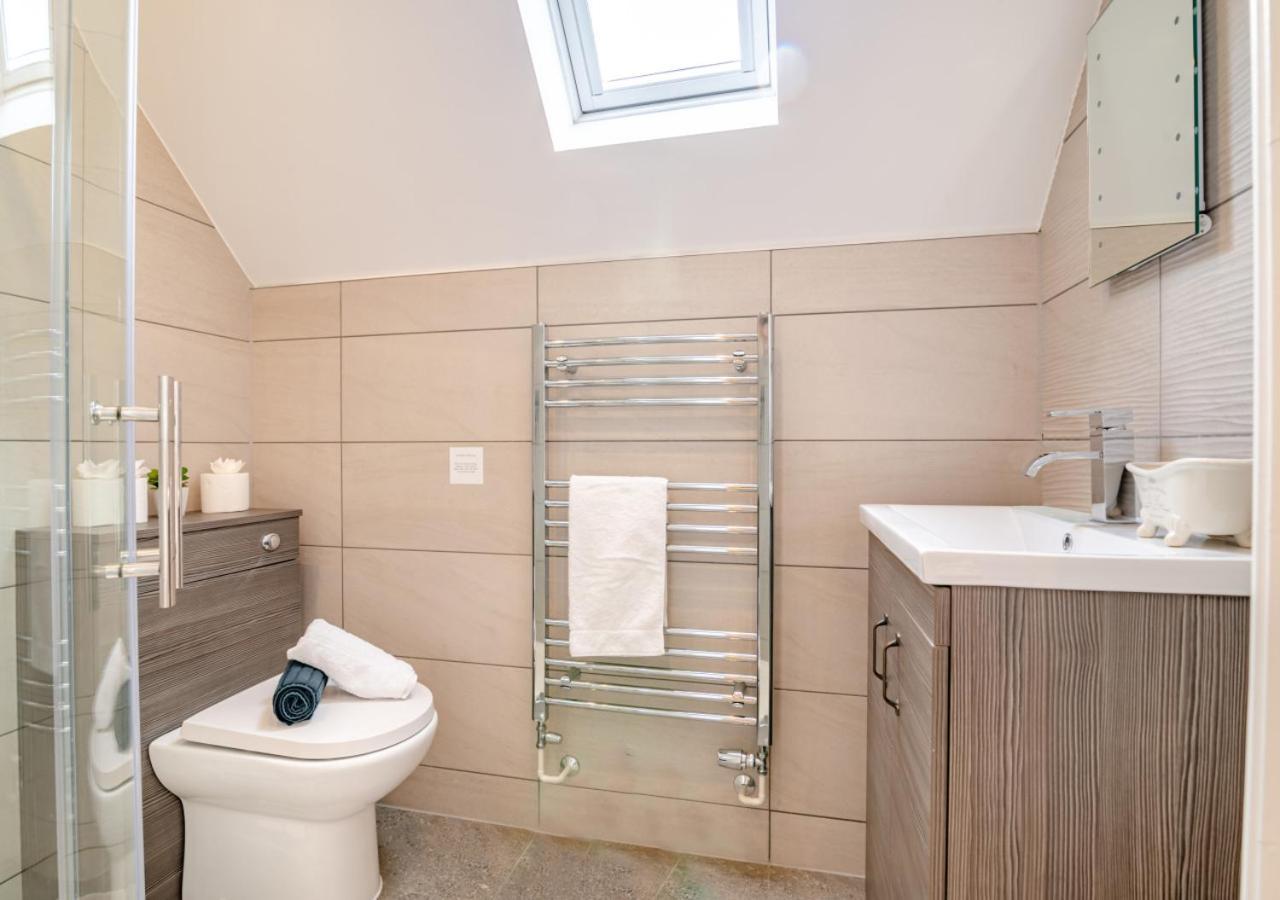 Usk Barn Apartment Llanbadoc ภายนอก รูปภาพ