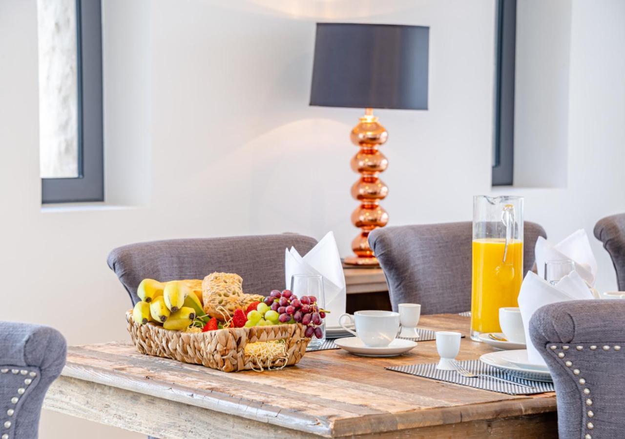 Usk Barn Apartment Llanbadoc ภายนอก รูปภาพ